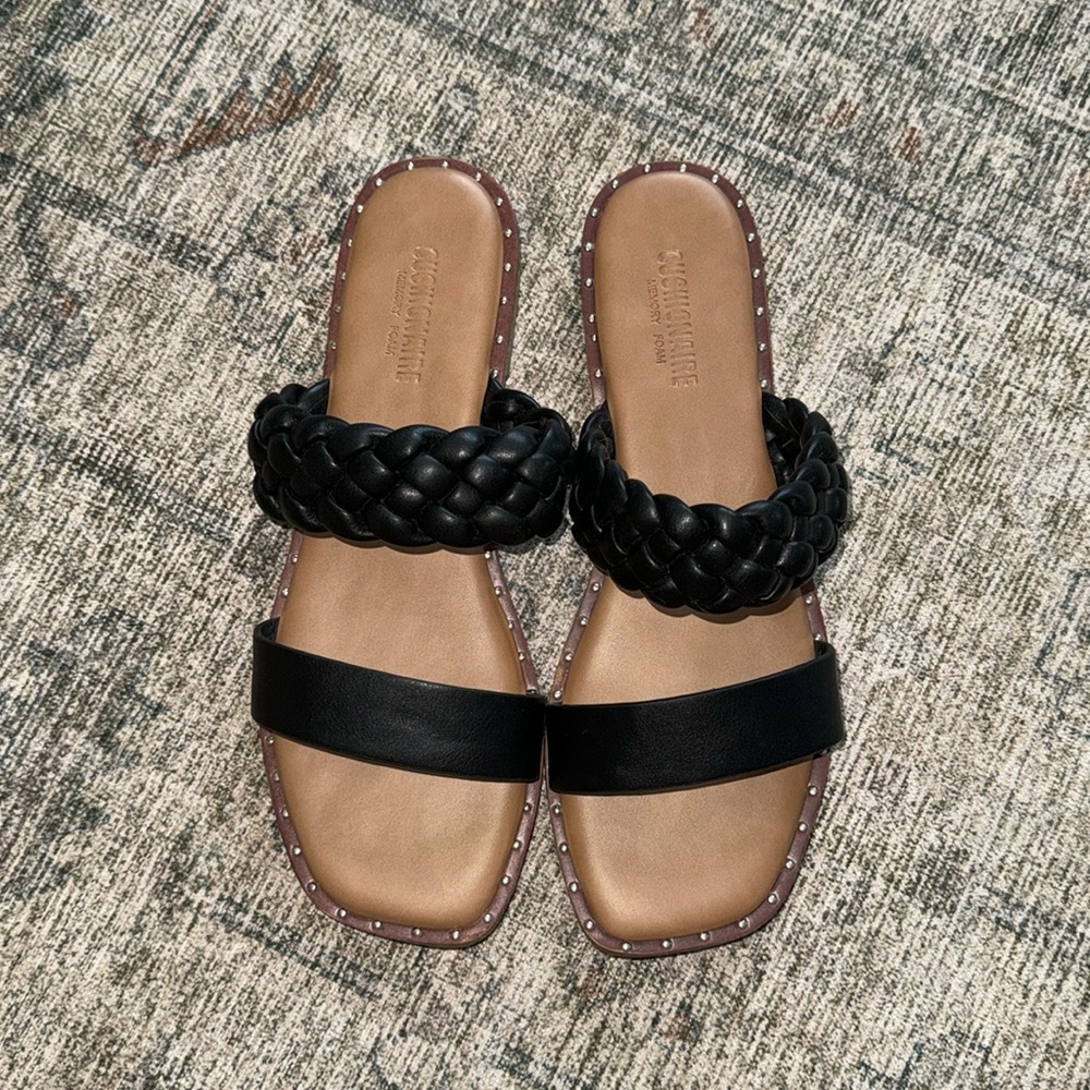 Cushionaire Black Sandals